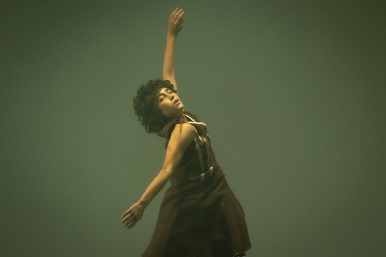 Denden Karadeniz, Zero Dance Theatre en AAO